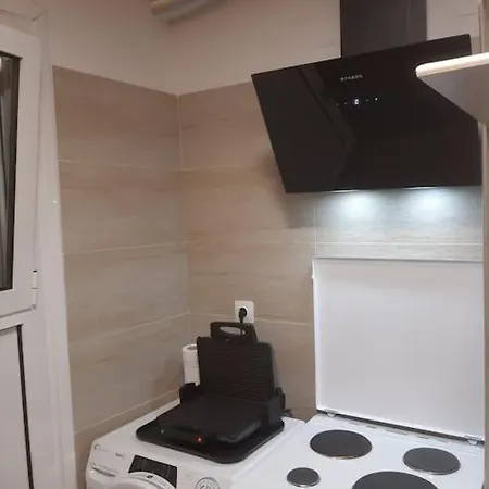 Gkazi On Metro “kerameikos” Apartment Athens